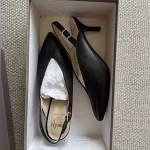 Amalfi by rangoni firenze sling back heels